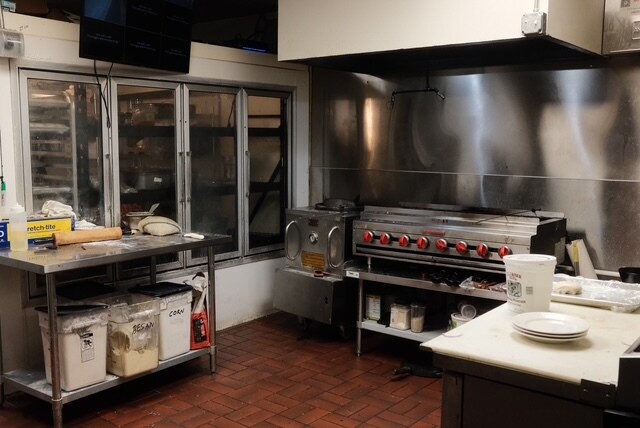 More Photos Of 2801 W I-240 Service Rd, Oklahoma City Restaurant For Sale