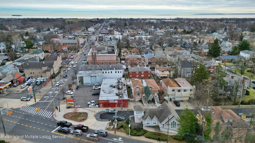 More Photos Of 15 1st St, Staten Island Office For Sale