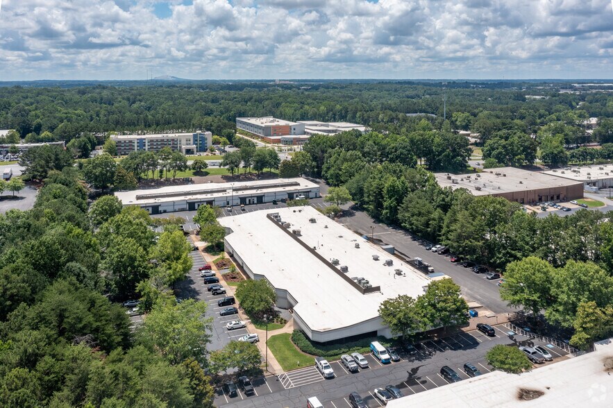 More Photos Of 5875 Peachtree Industrial Blvd, Norcross Unknown For Lease