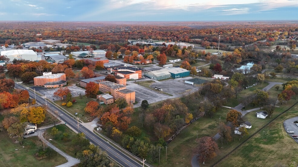 More Photos Of 3000 N Grant Ave, Springfield Land For Sale