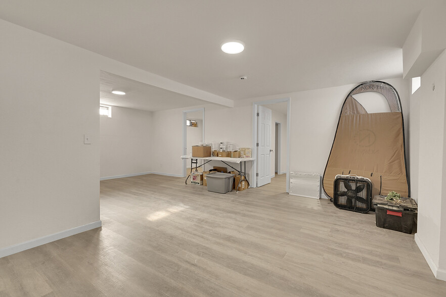 More Photos Of 7296 Magnolia St, Commerce City Office For Sale