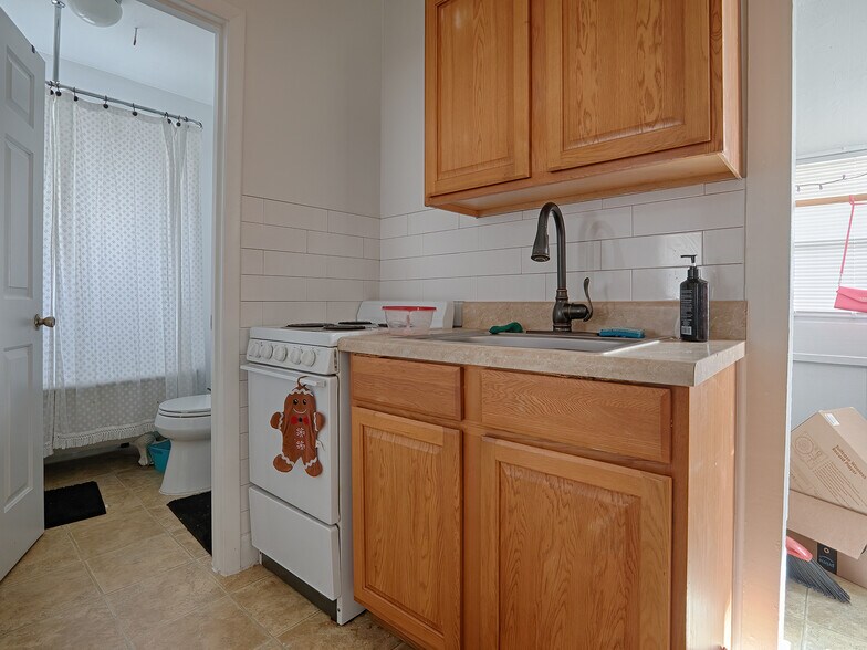 More Photos Of 422 E Citrus Ave, Eustis Multifamily For Sale