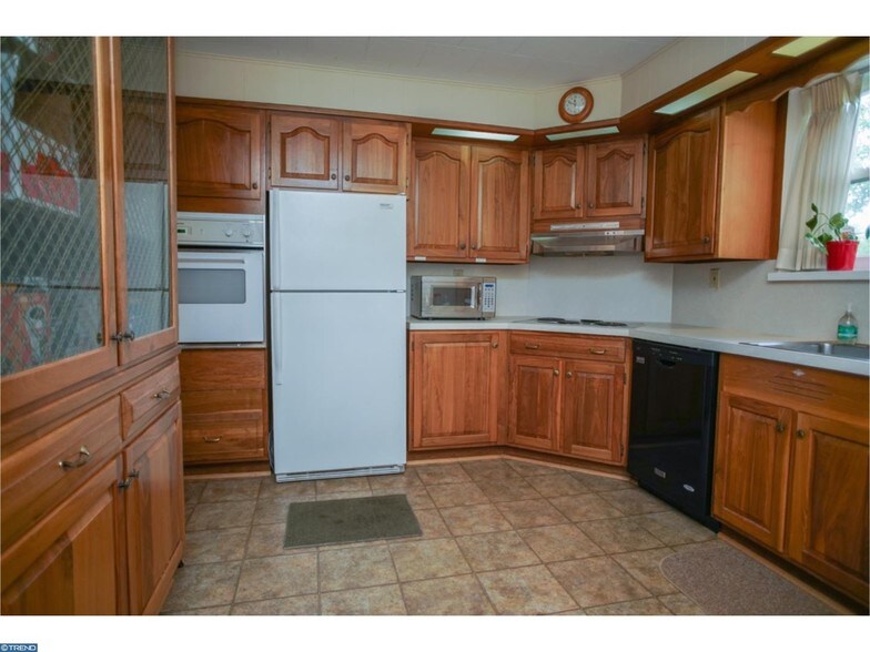 More Photos Of 1 N Ormond Ave, Havertown Office For Lease