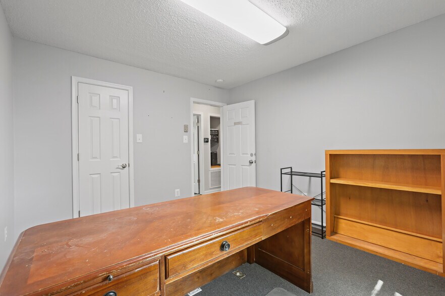 More Photos Of 5755 Courthouse Rd, Spotsylvania Office Residential For Lease