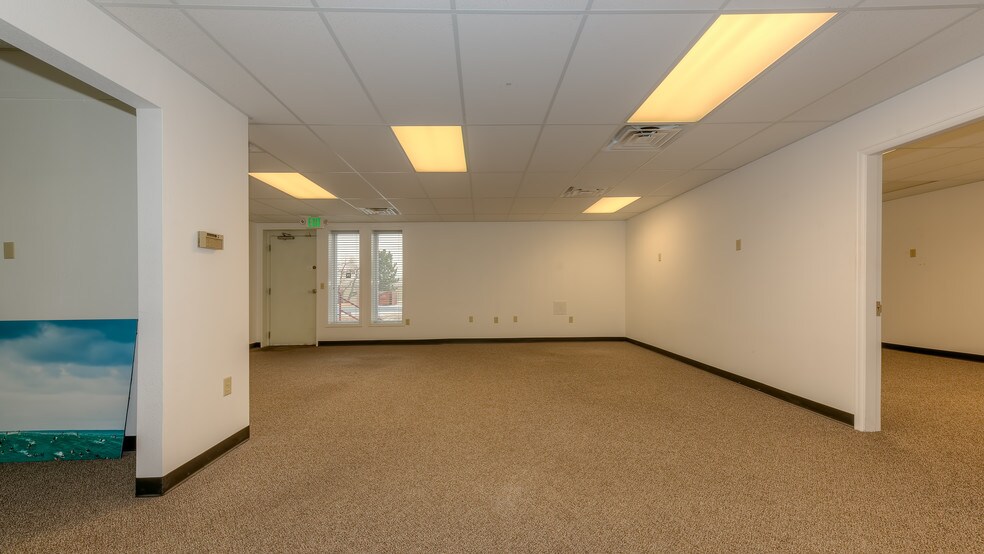 More Photos Of 530 Compton St, Broomfield Flex For Lease