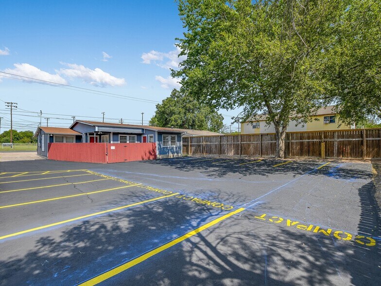 More Photos Of 4311 S 1st St, Austin Office For Lease