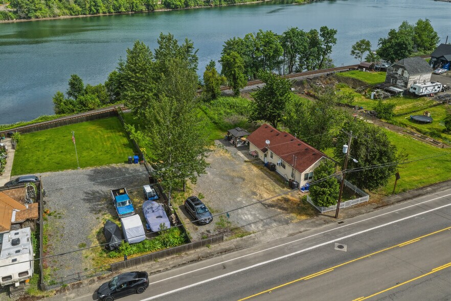 More Photos Of 715 S McLoughlin Blvd, Oregon City Apartments For Sale