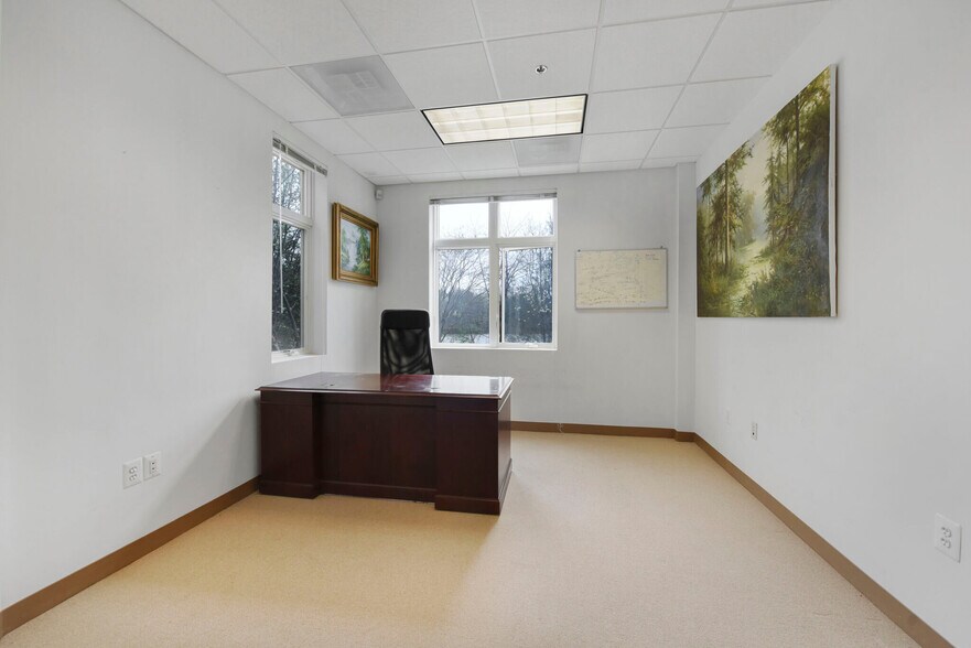 More Photos Of 46175 Westlake Dr, Sterling Medical For Lease