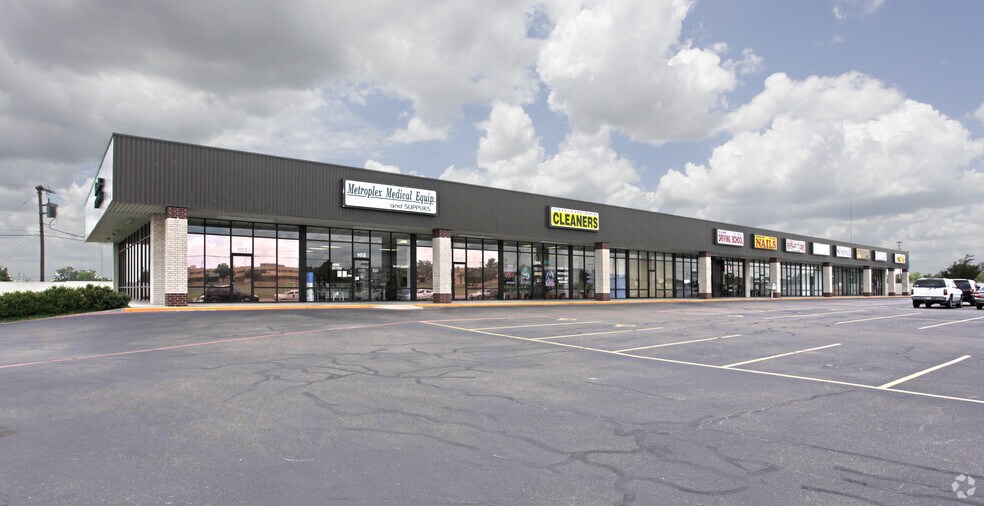 More Photos Of 1002 E Elms Rd, Killeen Unknown For Lease