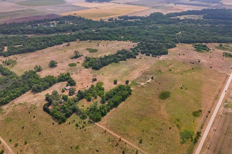 More Photos Of 9111 Long View Road, Burrton Land For Sale