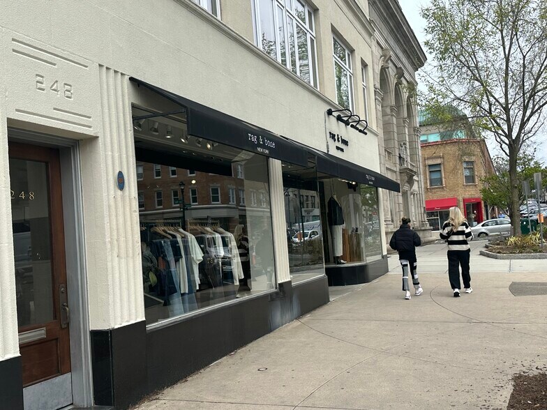 More Photos Of 255 Greenwich Ave, Greenwich Storefront Retail Office For Lease