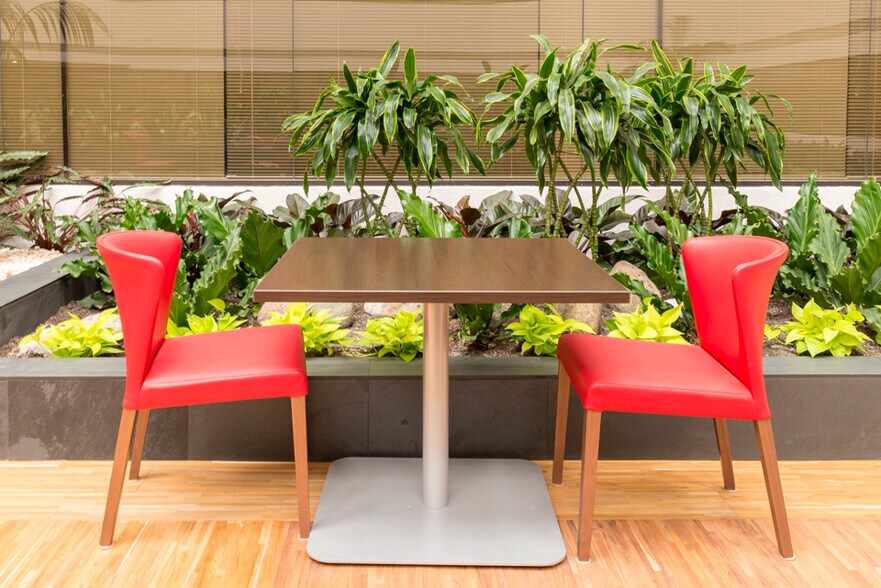 More Photos Of 34505 W 12 Mile Rd, Farmington Hills Unknown For Lease