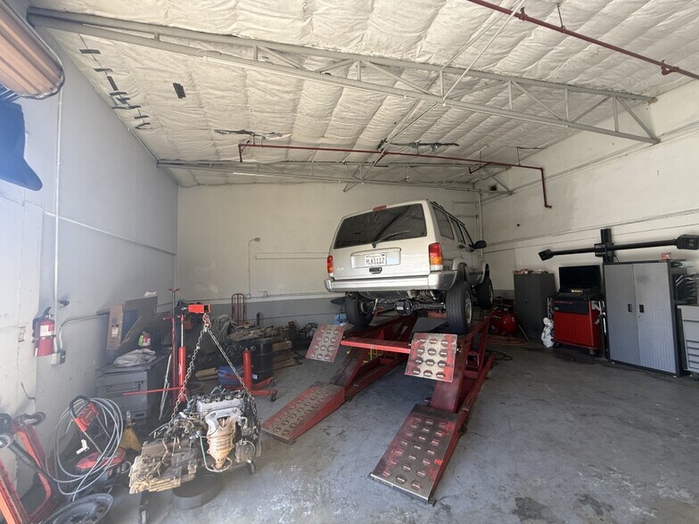 More Photos Of 1715 Freedom Blvd, Freedom Freestanding For Sale