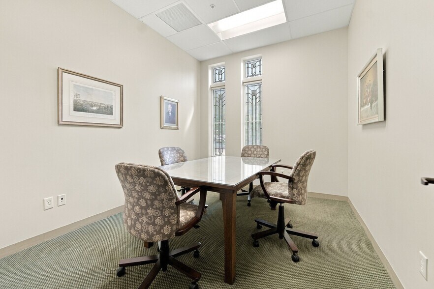 More Photos Of 1354 N Laura St, Jacksonville Office For Sale