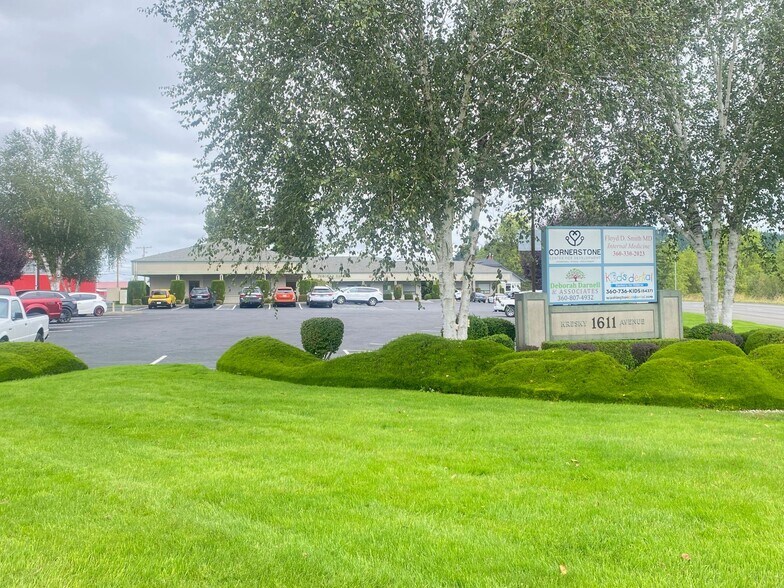 More Photos Of 1611 Kresky Ave, Centralia Medical For Sale