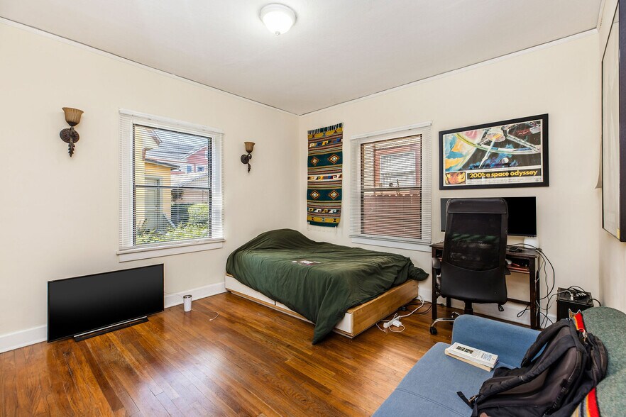 More Photos Of 1707 S Bonnie Brae St, Los Angeles Apartments For Sale
