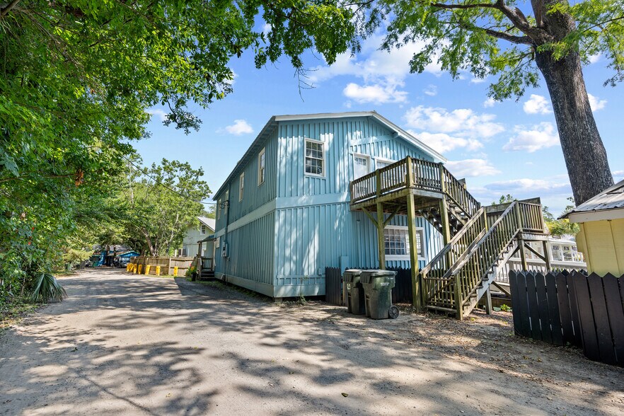 More Photos Of 10659-3 N Us-17 Hwy, Pawleys Island Storefront For Lease