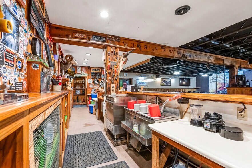 More Photos Of 263 N Main St, Donnelly Restaurant For Sale