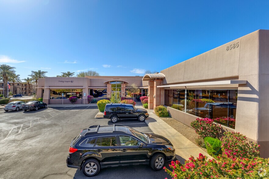 More Photos Of 8585 E Bell Rd, Scottsdale Medical For Lease