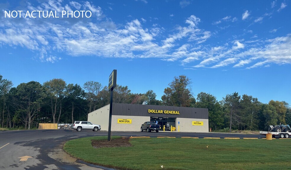 Primary Photo Of NWC of Broadway Street South (WI-25) & 22nd Avenue, Menomonie General Retail For Sale