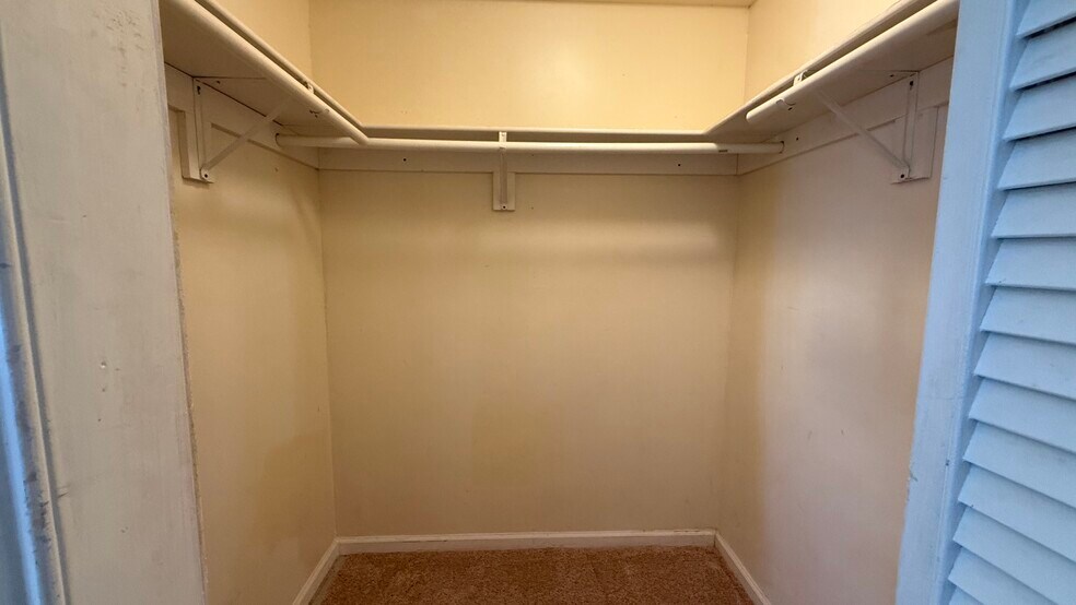 More Photos Of 5212 Astor Pl SE, Washington Assisted Living For Lease