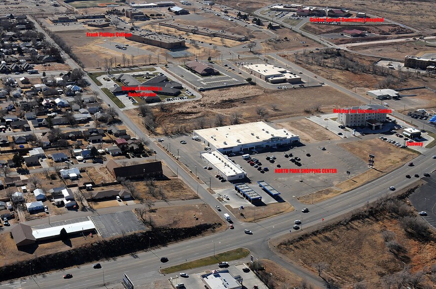 More Photos Of 1303-1331 W Wilson St, Borger Unknown For Lease