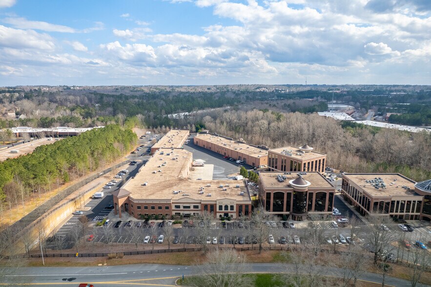 More Photos Of 6485 Shiloh Rd, Alpharetta Light Distribution For Lease
