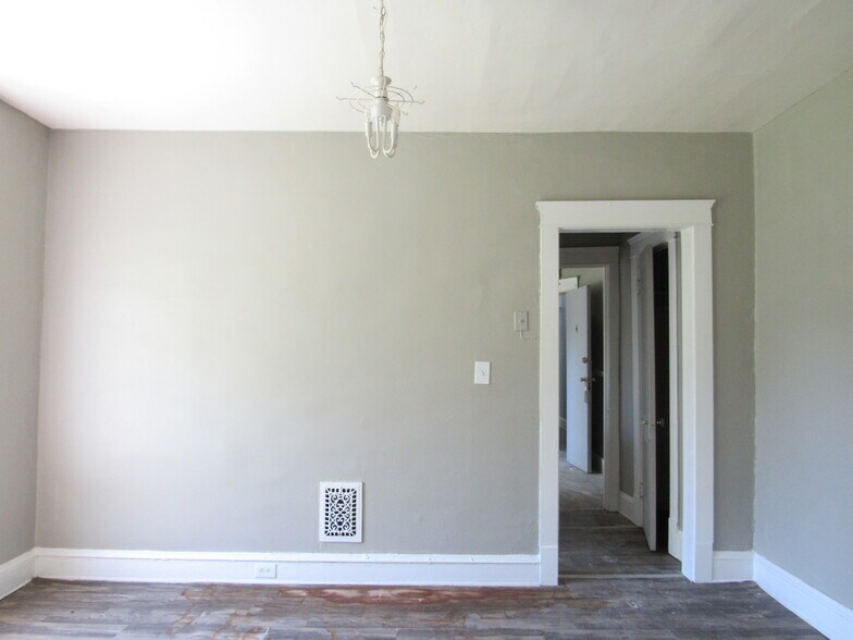 More Photos Of 932 Wheelock Rd, Cleveland Apartments For Sale