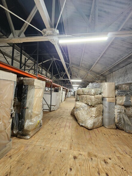 More Photos Of 3015 Richmond Ter, Staten Island Warehouse For Lease