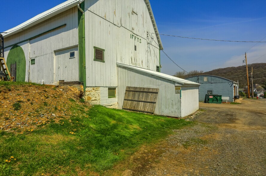 More Photos Of 148 Pioneer Rd, Evans City Manufactured Housing Mobile Home Park For Sale