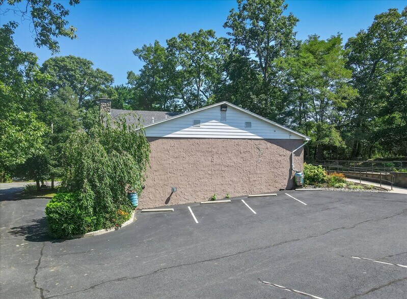 More Photos Of 6683 PA-191, Cresco Flex For Sale