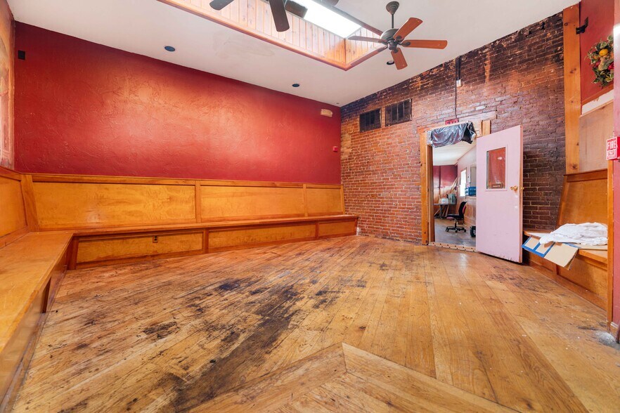 More Photos Of 142 Cross St, Somerville Restaurant For Sale