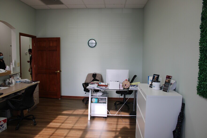 More Photos Of 2831 Alternate 19, Palm Harbor Office For Lease