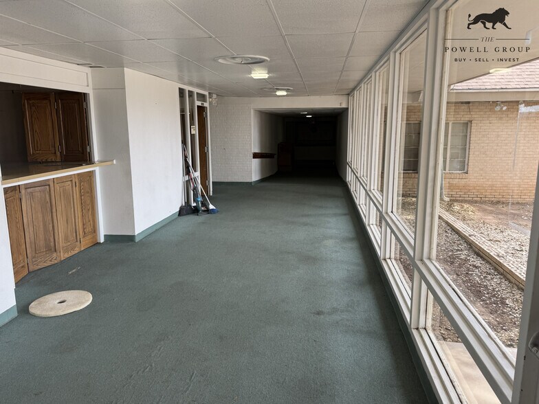 More Photos Of 4810 Avenue P, Lubbock Religious Facility For Sale
