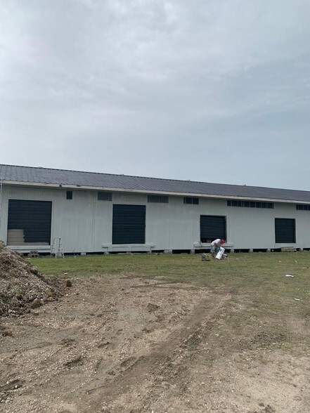 More Photos Of 470-474 S 4th St, Beaumont Industrial For Sale