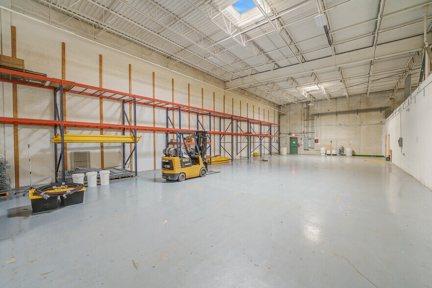More Photos Of 10410-10426 163rd Pl, Orland Park Manufacturing For Sale
