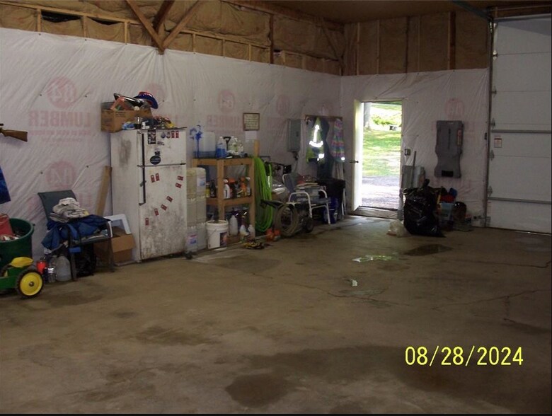 More Photos Of 121 Braddock Rd, Markleysburg Warehouse For Sale