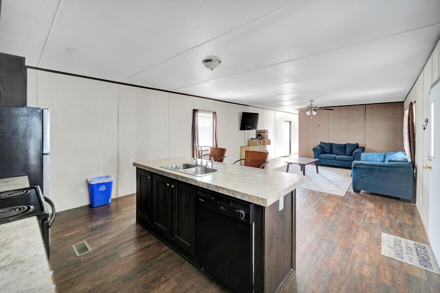 More Photos Of 8501 N FM 1788, Midland Warehouse For Sale