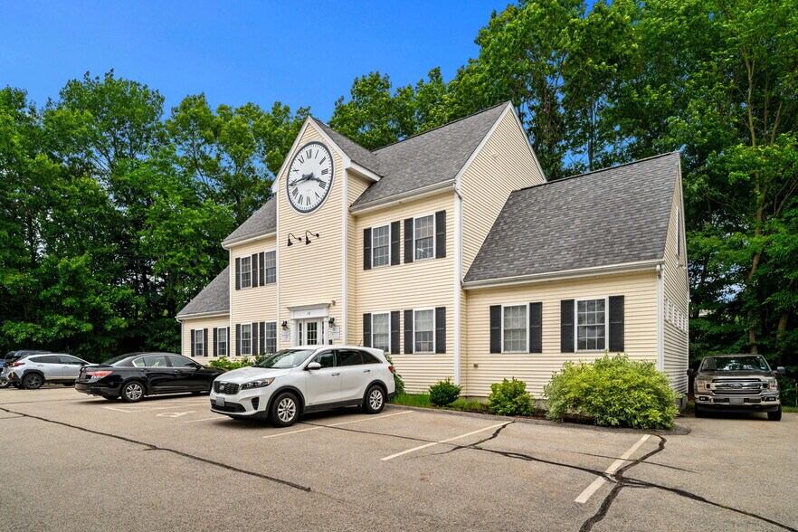 More Photos Of 15 Garden Rd, Plaistow Office For Sale