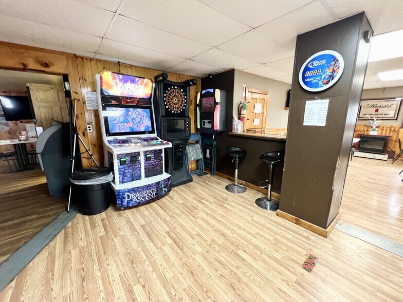 More Photos Of 583 S 1st St, Fulton Restaurant For Sale