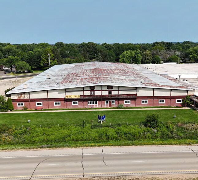 More Photos Of 301 Broadway Dr, Sun Prairie Food Processing For Sale