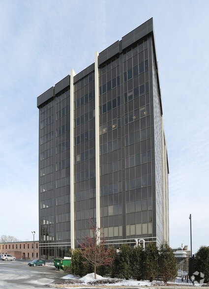 More Photos Of 4 Tower Pl, Albany Office For Lease