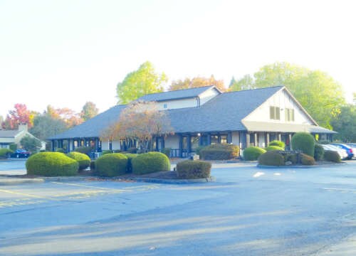 More Photos Of 2475 Lancaster Dr NE, Salem Office For Lease