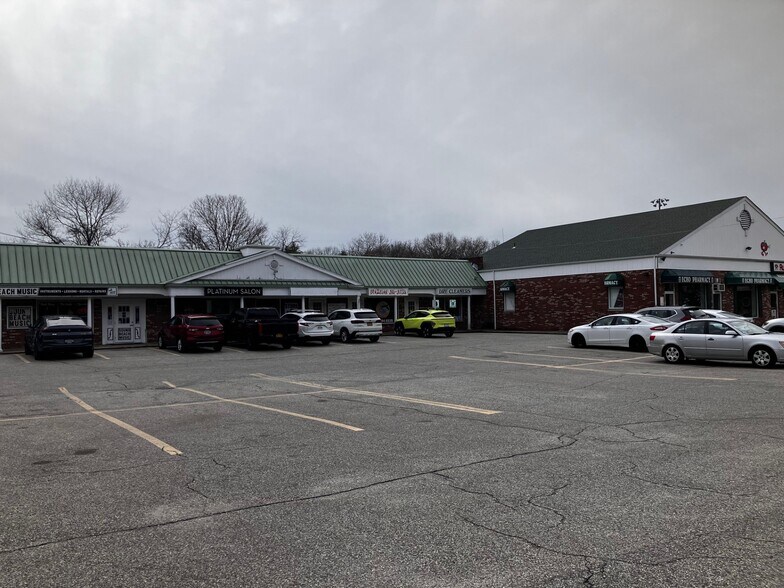 More Photos Of 56-68 Echo Ave, Miller Place Unknown For Lease