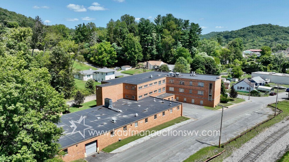More Photos Of 100 Bluestone Rd, Mount Hope Research And Development For Sale