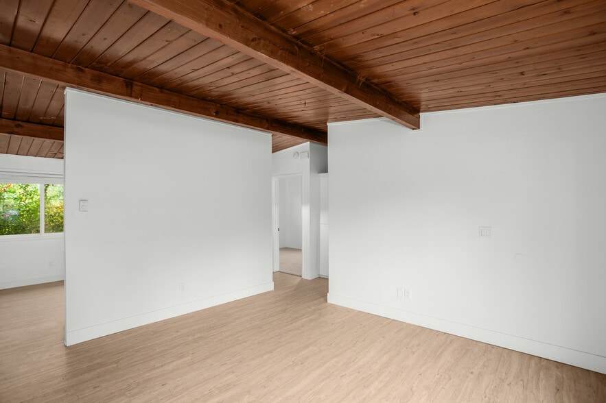 More Photos Of 3902 Gibbons St, Vancouver Apartments For Sale