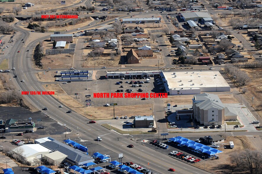 More Photos Of 1303-1331 W Wilson St, Borger Unknown For Lease