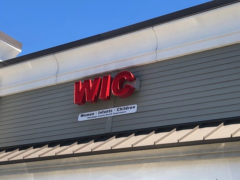 More Photos Of 7608 Oswego Rd, Liverpool Unknown For Lease