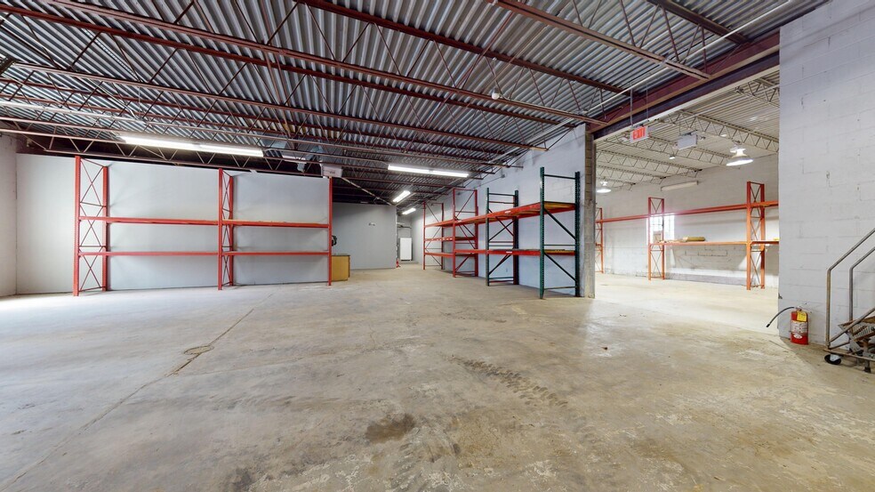 More Photos Of 3367 Spring Garden Rd, Pittsburgh Warehouse For Lease