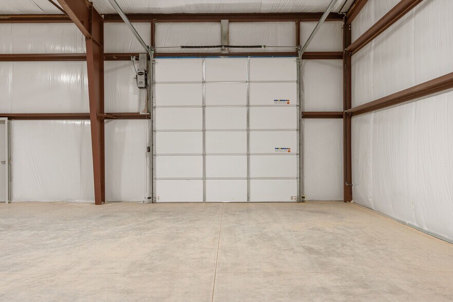 More Photos Of 2351 W 850 N, Cedar City Warehouse For Lease
